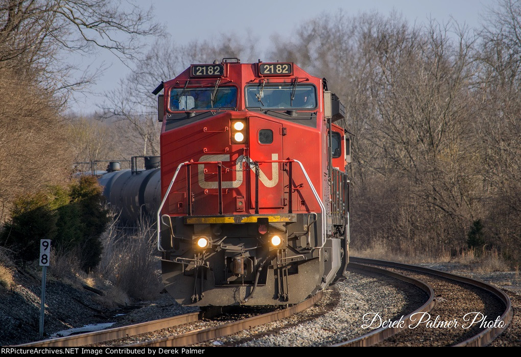 CN 2182 leads K677